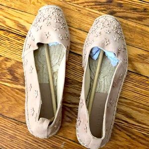 Zara light pink espadrilles with gold accents